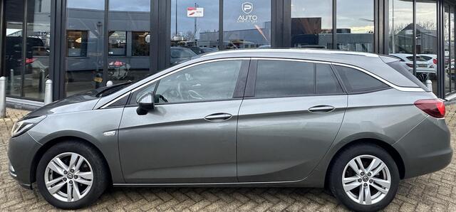 Opel ASTRA Sports Tourer 1.4 Turbo 120 Jaar Edition 150PK | AUTOMAAT | ZEER NETTE STAAT | Trekhaak | Stoel en Stuur Verwarming | APK tot 29-04-2027 |