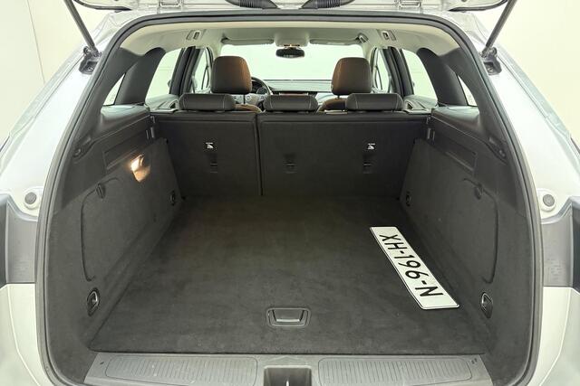 Opel ASTRA Sports Tourer 1.0 Turbo Business+ | 105PK | Trekhaak | Navigatie | Bluetooth | Airco | Cruise Control | Armsteun | Regensensor |