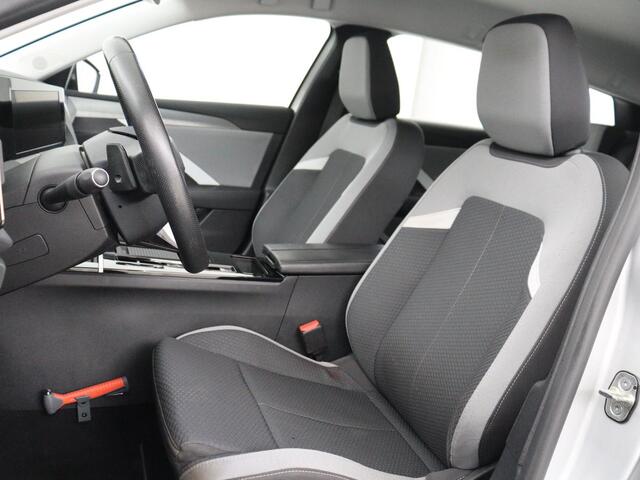 Opel ASTRA 1.6 Turbo Hybrid | Origineel NL | Adaptive cruise | Carplay | Parkeerhulp | Climate control | Digital Cockpit | Bluetooth | PHEV | Plug In