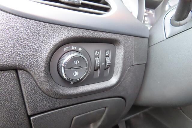 Opel ASTRA 1.4 Online Edition 150PK NAVI Park. sens. Trekh.