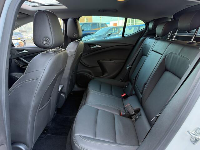 Opel ASTRA BWJ 2020 1.2 131 PK Elegance Bomvol! LEDER | STOELVERW. + VENTI. | MEMORY FUNCTIE | STUURVERW. | LED | NAVI | CLIMA | CRUISE