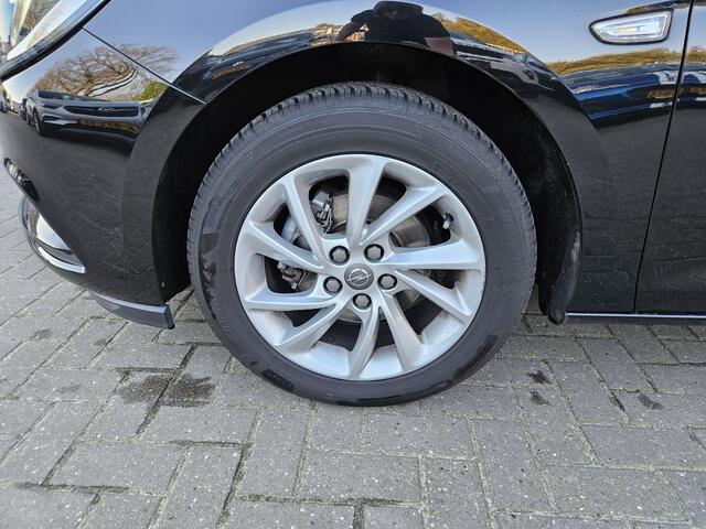 Opel ASTRA 1.0 Business Executive