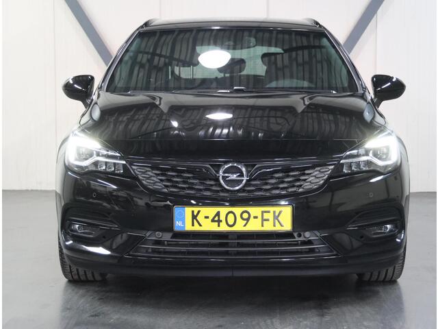 Opel ASTRA Sports Tourer 1.2 Turbo 145PK Ultimate | AppleCarPlay/AndroidAuto | Alcantara | Armsteun | Navigatie | Adaptive Cruise Control | Keyless | AGR Stoelen | Trekhaak | LED | Camera | Climate Control | DAB Radio | Isofix | Privacy Glass | Parkeersensoren |
