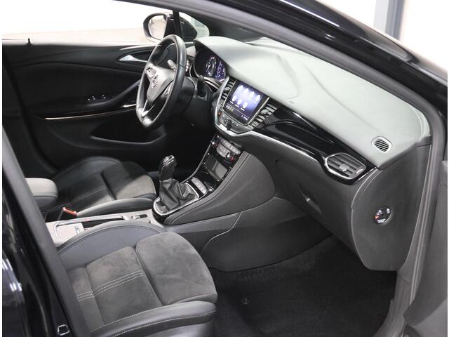 Opel ASTRA Sports Tourer 1.2 Turbo 145PK Ultimate | AppleCarPlay/AndroidAuto | Alcantara | Armsteun | Navigatie | Adaptive Cruise Control | Keyless | AGR Stoelen | Trekhaak | LED | Camera | Climate Control | DAB Radio | Isofix | Privacy Glass | Parkeersensoren |