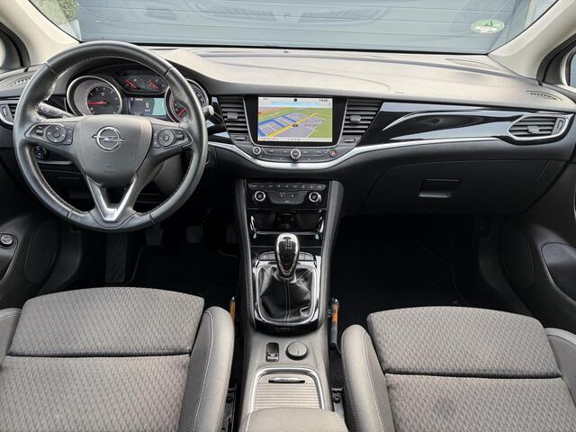 Opel ASTRA Sports Tourer 1.4 Innovation Dealer Onderhouden,Navi,Camera,Trekhaak,150pk,Keyless,Rijstrooksensor,Halfleder,2e Eigenaar,Lm velgen,BSD,PDC V+A,N.A.P,Apk tot 12-2026