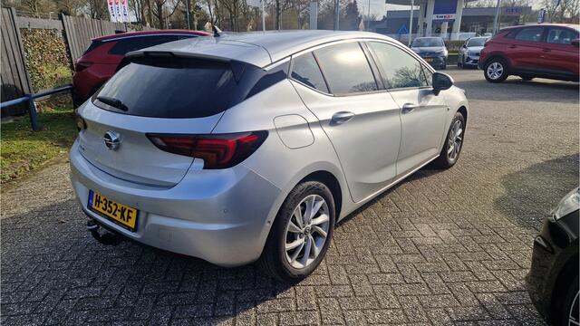 Opel ASTRA 1.2 Turbo Elegance 5DRS / Trekhaak / Camera / Navi / Stoel&Stuur verw. / Parkeersensoren