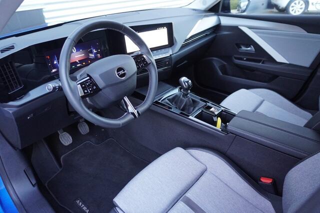 Opel ASTRA 1.2 Turbo 130pk Elegance / Camera / Stoel- en stuurverwarming / AGR-stoelen / Navi