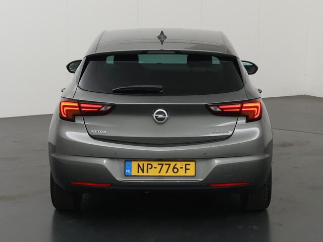 Opel ASTRA 1.4 Innovation | Lederen bekleding | Stoelverwarming | Achteruitrijcamera | Stuurwielverwarming | Apple Carplay/Android Auto |
