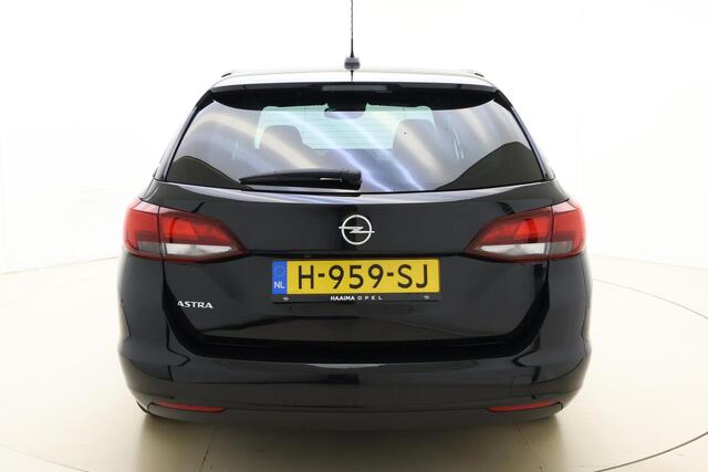 Opel ASTRA Sports Tourer 1.2 Turbo 130pk Edition 2020 | Navigatie | Achteruitrijcamera | Climate control | LED koplampen | Parkeersensoren | Lichtmetalen velgen | Extra getint glas | Dakrails