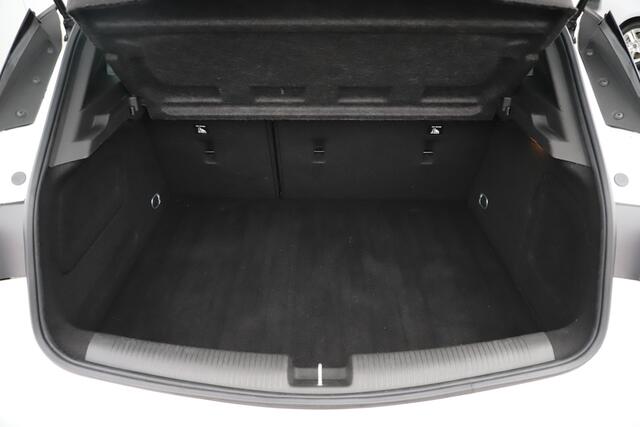 Opel ASTRA 1.2 Business Elegance Navigatie Achteruitrijcamera Carplay Android 16 inch LMV Clima Cruise Control