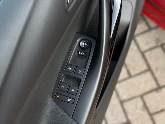 Opel ASTRA Sports Tourer 1.2 Blitz Elegance 61.543!! | Camera | Trekhaak | PDC V+A | Clima | Privacy Glas | LED | RIJKLAARPRIJS INCL 12 MAANDEN GARANTIE EN BEURT