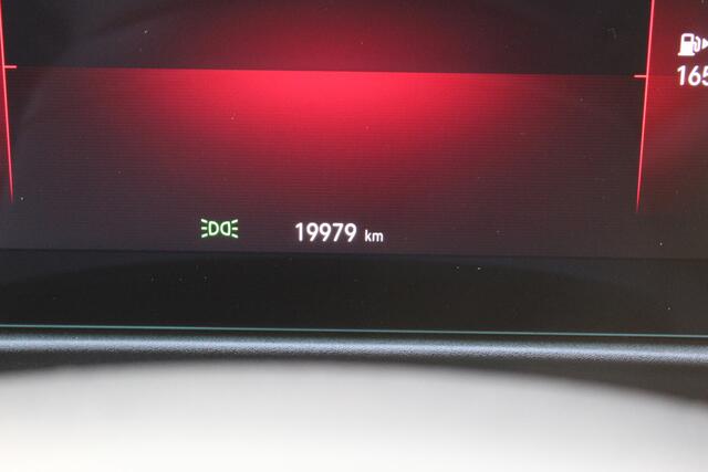 Opel ASTRA Sports Tourer 1.2 Turbo GS Line , 130 pk Automaat Climate control , Cruise control , Stoelverwarming , Bluetooth LED dag rijverlichting , AGR Stoel