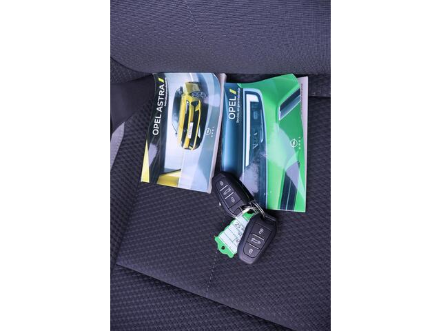 Opel ASTRA 1.6 Hybrid Business Edition 1e Eigenaar | Volledig Onderh | NAP | BTW | Camera | Winterpakket | Navi | 1 Kabel | Carplay | Climate | LED | DAB | Keyless | PDC