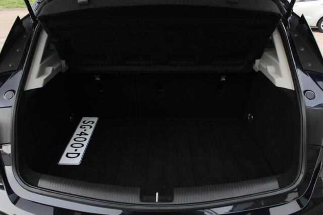 Opel ASTRA 1.0 Carplay, ACC, Achteruitrijcamera, ECC, LED, NAVI, Parksens. V en A, Leder/Stof, Parkeer assistent, Trekhaak, 16" LMV