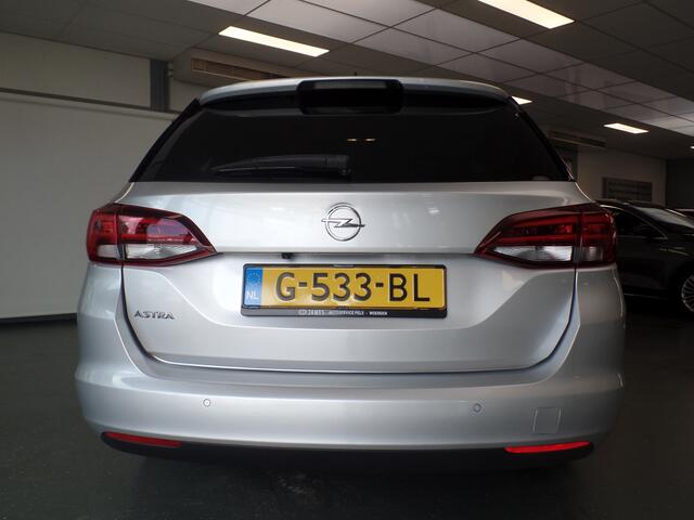 Opel ASTRA Sports Tourer 1.0 Turbo Innovation Navigatie, Achteruitrijcamera, Elek achterklep, Clima controle, Cruise controle, Elek ramen/Spiegels, Deels leder, Xenon, Pdc V/A, Lm velgen 16'', Nederlandse auto!! Bovag afleverpakket 695,-