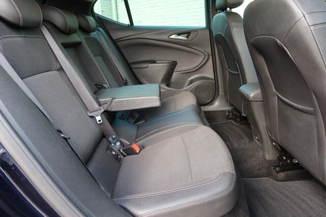 Opel ASTRA 1.4 T. INNOVATION, NAVI, CAMERA , APPLE CARPLAY , ENZ...