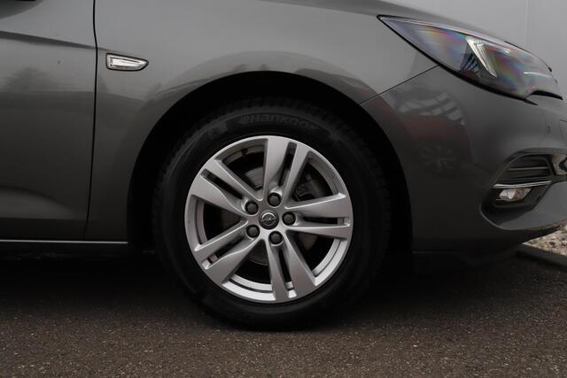 Opel ASTRA Sports Tourer 1.2 Business Edition 16 inch LMV Navigatie Carplay Android Parkeersensors LED Climate Cruise Control