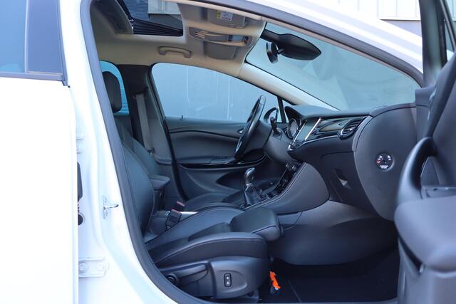 Opel ASTRA Sports Tourer 1.4 Innovation | Schuifdak | Leder | Trekhaak | Full Options!!