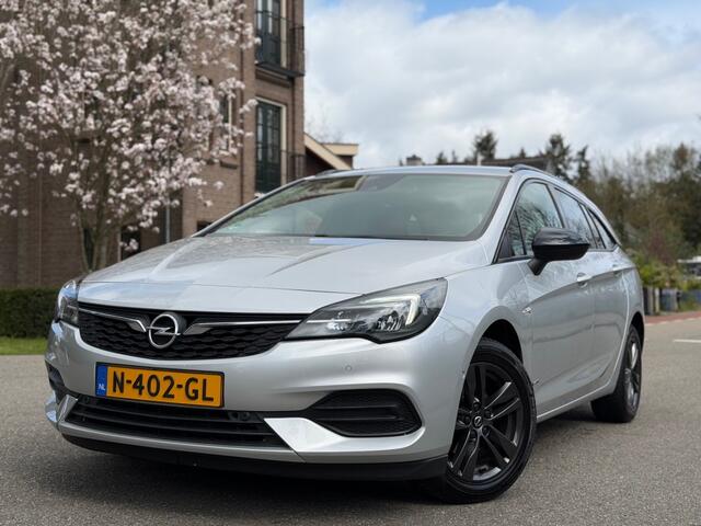 Opel ASTRA 1.2 DESIGN en TECH - Navi - Carplay - Airco ecc !!