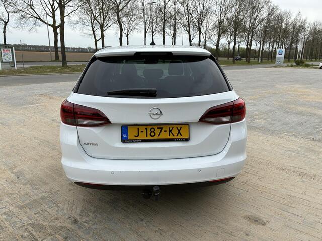 Opel ASTRA Sports Tourer 1.2T 130Pk Elegance | Climate control | Navigatie | Camera | Elektrisch Pakket | Trekhaak | Parkpilot | Alcantara bekleding | LED | AGR Stoelen