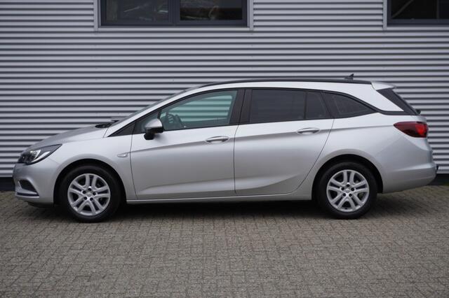 Opel ASTRA Sports Tourer 1.4 Turbo Online Edition / Automaat / Trekhaak / AGR-stoelen / Navi