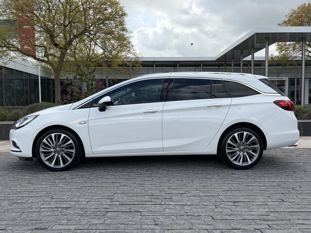 Opel ASTRA Sports Tourer 1.6 Turbo Innovation / Pano / Alcantara leder / Camera / Full Option