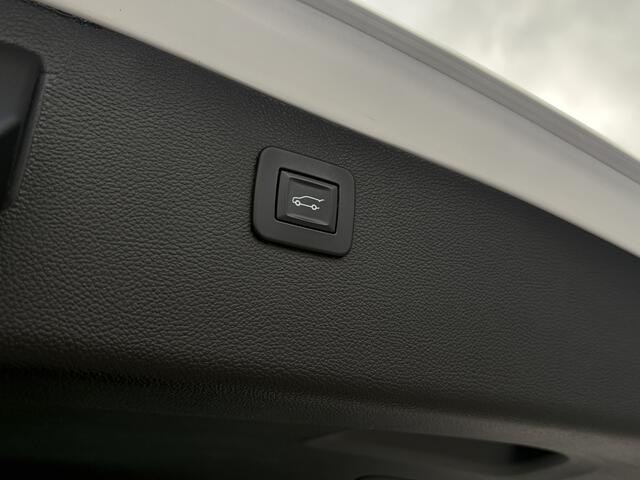 Opel ASTRA Sports Tourer 1.6 Turbo Innovation / Pano / Alcantara leder / Camera / Full Option