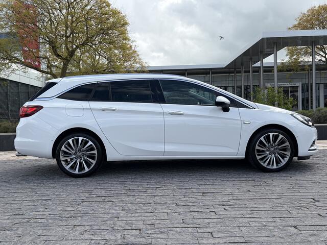 Opel ASTRA Sports Tourer 1.6 Turbo Innovation / Pano / Alcantara leder / Camera / Full Option