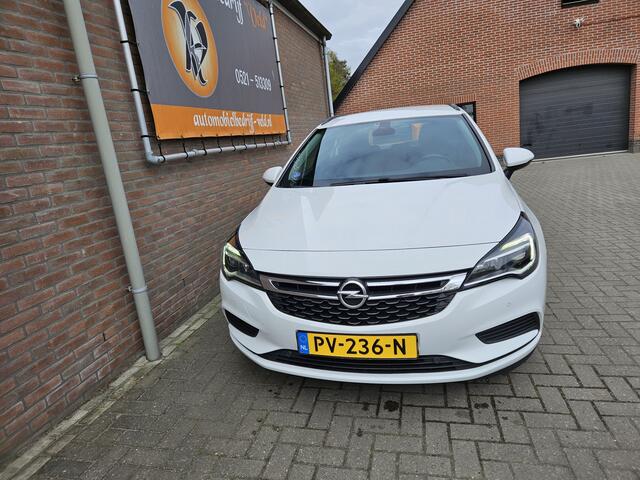 Opel ASTRA Sports Tourer 1.0 Online Edition