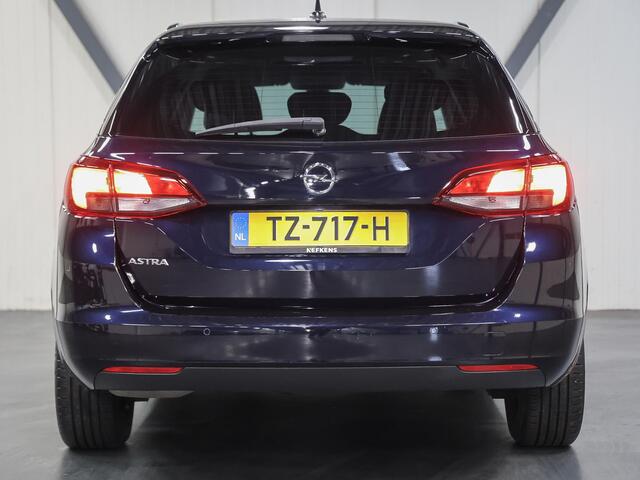 Opel ASTRA ST 105PK Online Edition | 1ste eigenaar | AppleCarplay/AndroidAuto | Climate | Parkeersensoren | Cruise Control | Bluetooth | Navigatie | Armsteun | Isofix | Privacy Glass |