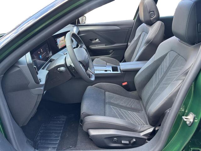 Opel ASTRA Electric 58 kWh Ultimate | Schuif/Kanteldak | Head-up | Stoel, Stuurverwarm. | Camera | Elektr. Stoelen |