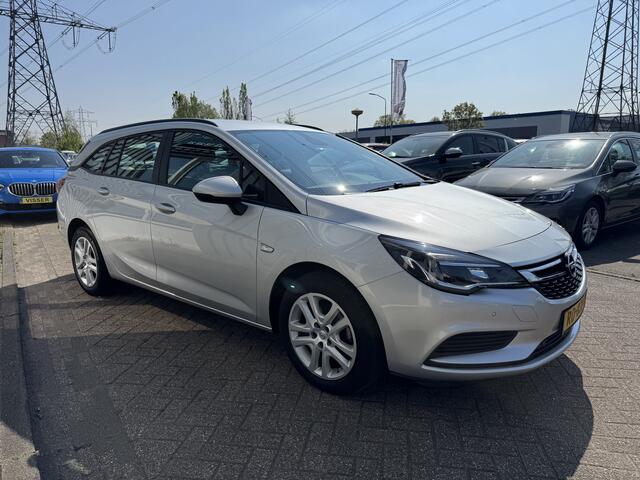 Opel ASTRA Sports Tourer 1.0 Online Edition