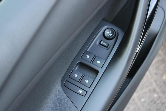 Opel ASTRA 1.0 Turbo Innovation Led/Clima/AppleAndroid