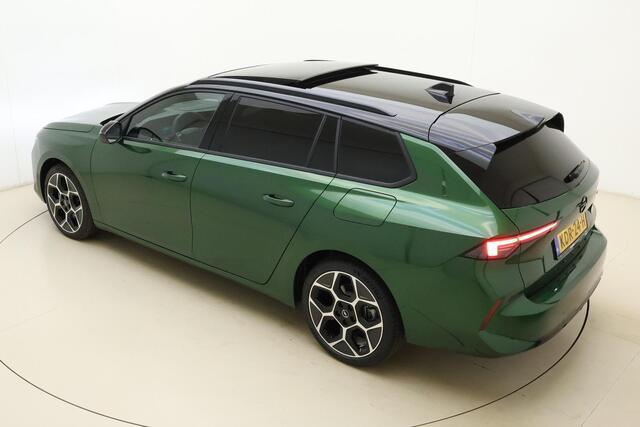 Opel ASTRA Sports Tourer 1.6 Turbo Plug In Hybrid Ultimate | Nieuw model! | LED matrix | Panoramadak | Elektrische kofferklep | AGR stoelen | Camera | Stoelverwarming | Voorruitverwarming | Drive assist