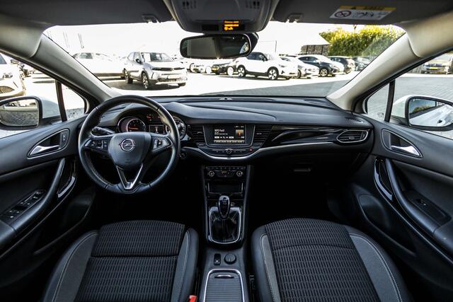 Opel ASTRA Sports Tourer 1.2 Business Elegance | Camera | Carplay