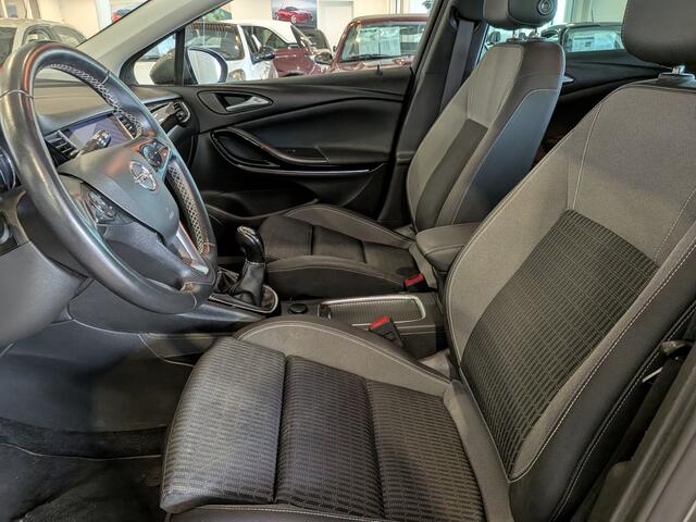 Opel ASTRA Sports Tourer 1.2 Elegance Airco, Cruise Control, Trekhaak, Stuurbekrachtiging