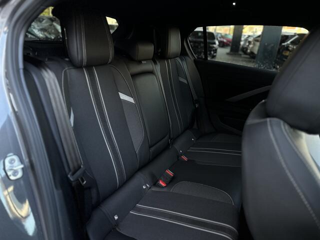 Opel ASTRA 1.2 Turbo GS Black line/Stoel+Stuurverwarming/Camera