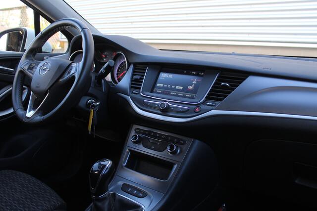 Opel ASTRA Sports Tourer 1.2 Edition | Black | Trekhaak | Camera | Navigatie | Airco