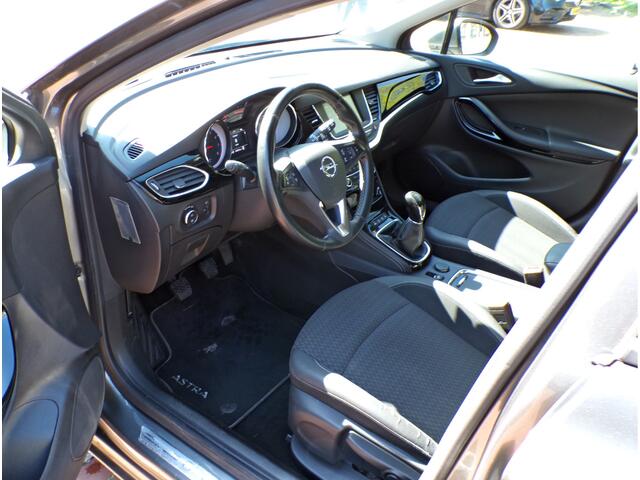 Opel ASTRA 1.4 Innovation 150 PK Apple Carplay CAMERA