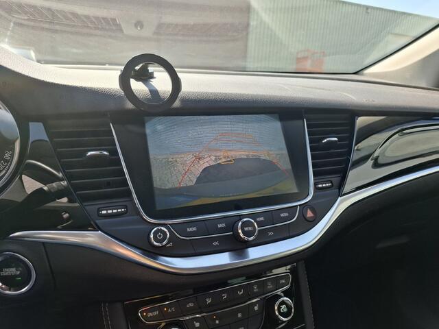 Opel ASTRA Sports Tourer 1.4 Innovation Carplay/Camera/Ecc ?
