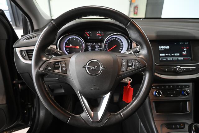 Opel ASTRA Sports Tourer 1.2 Business Edition Nap! Clima Navigatie Trekhaak Cruise control 1e Eigenaar 100% Onderhouden! Inruil Mogelijk!