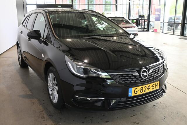 Opel ASTRA Sports Tourer 1.2 Business Edition Nap! Clima Navigatie Trekhaak Cruise control 1e Eigenaar 100% Onderhouden! Inruil Mogelijk!