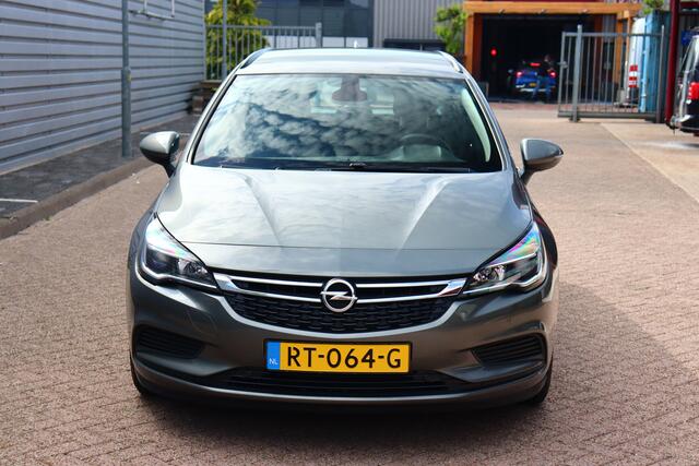 Opel ASTRA Sports Tourer 1.0 Online Edition O.a: PDC v+a, Airco, Cruise, Navi, Carplay, DAB, Etc. All-in prijs!