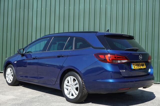 Opel ASTRA Sports Tourer 1.2 Turbo 110pk Launch + Trekhaak/ Carplay/ Full options/ Garantie!