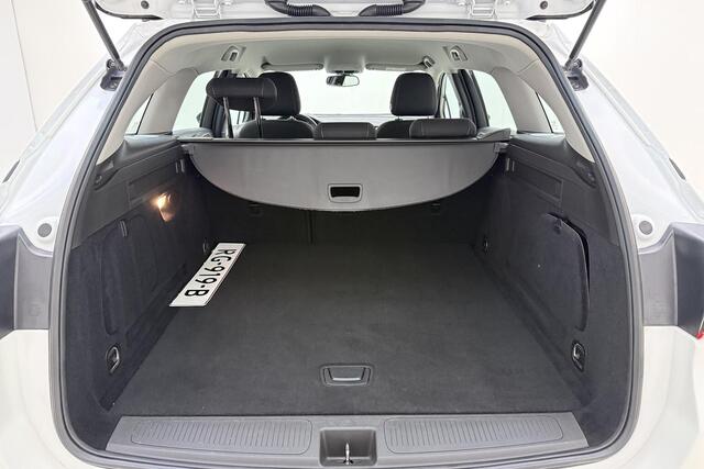 Opel ASTRA Sports Tourer 1.0 Online Edition | Navigatie | Trekhaak | Comfortstoelen | Parkeersensoren voor en achter | Lichtmetalen velgen | Cruise control