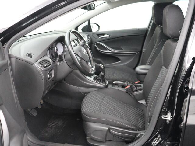 Opel ASTRA 1.0 Turbo Edition | Stoel & stuurverwarming | Carplay | Camera | 19'' velgen | Climate control | Parkeerhulp | Cruise control | Bluetooth
