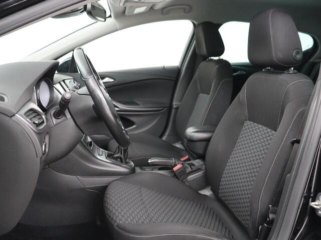 Opel ASTRA 1.0 Turbo Edition | Stoel & stuurverwarming | Carplay | Camera | 19'' velgen | Climate control | Parkeerhulp | Cruise control | Bluetooth