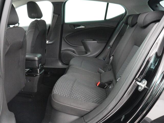 Opel ASTRA 1.0 Turbo Edition | Stoel & stuurverwarming | Carplay | Camera | 19'' velgen | Climate control | Parkeerhulp | Cruise control | Bluetooth