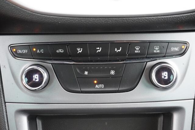 Opel ASTRA Sports Tourer 1.0 Turbo Online Edition / Parkeersensoren / Navigatie / Climate Control