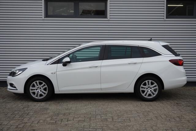 Opel ASTRA Sports Tourer 1.0 Turbo Online Edition / Parkeersensoren / Navigatie / Climate Control
